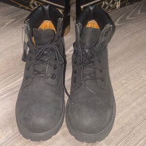 Black Leather Boy’s Size Timberland Boots